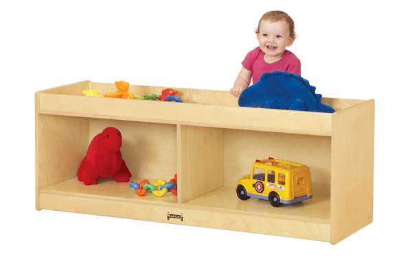 Storage unit with mirror