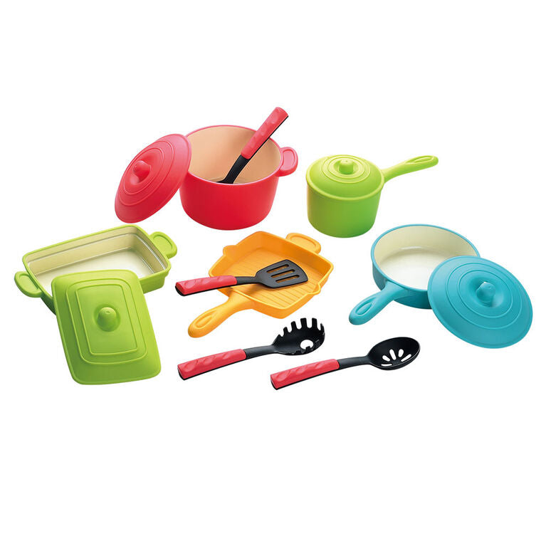 Modern cookware set to learn to cook like the grown-ups!