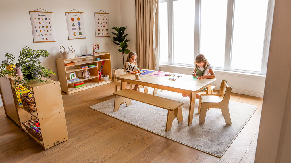Banc long en bouleau baltique – Assise collective robuste