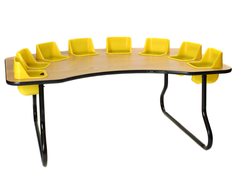 Table pour poupons à 8 places