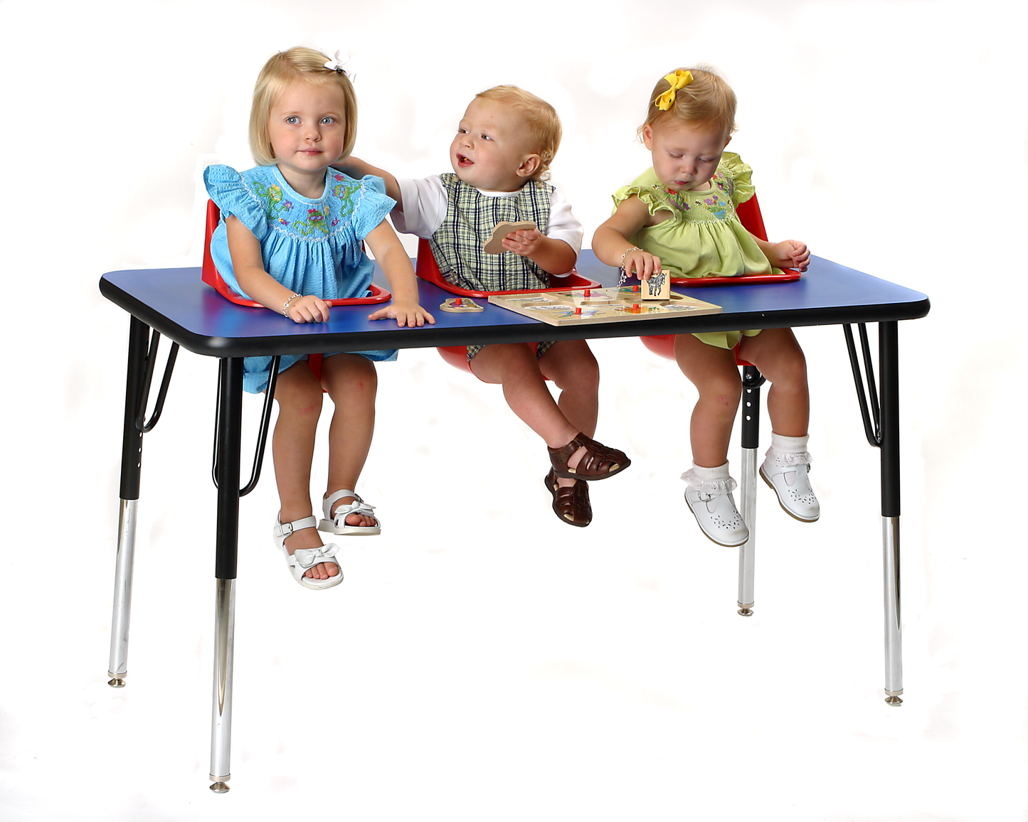 Table pour poupons à 3 places