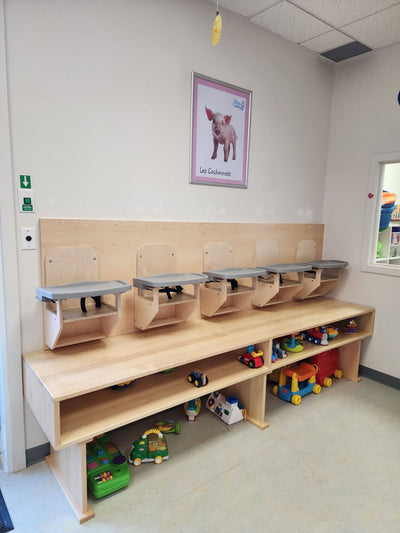 Wall mounted baby chair