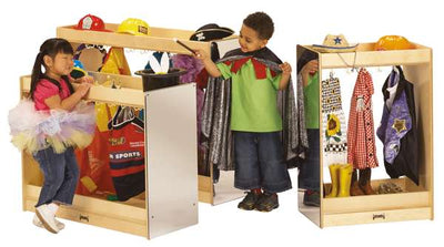 Meuble de rangement pour déguisements