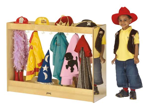 Meuble de rangement pour déguisements