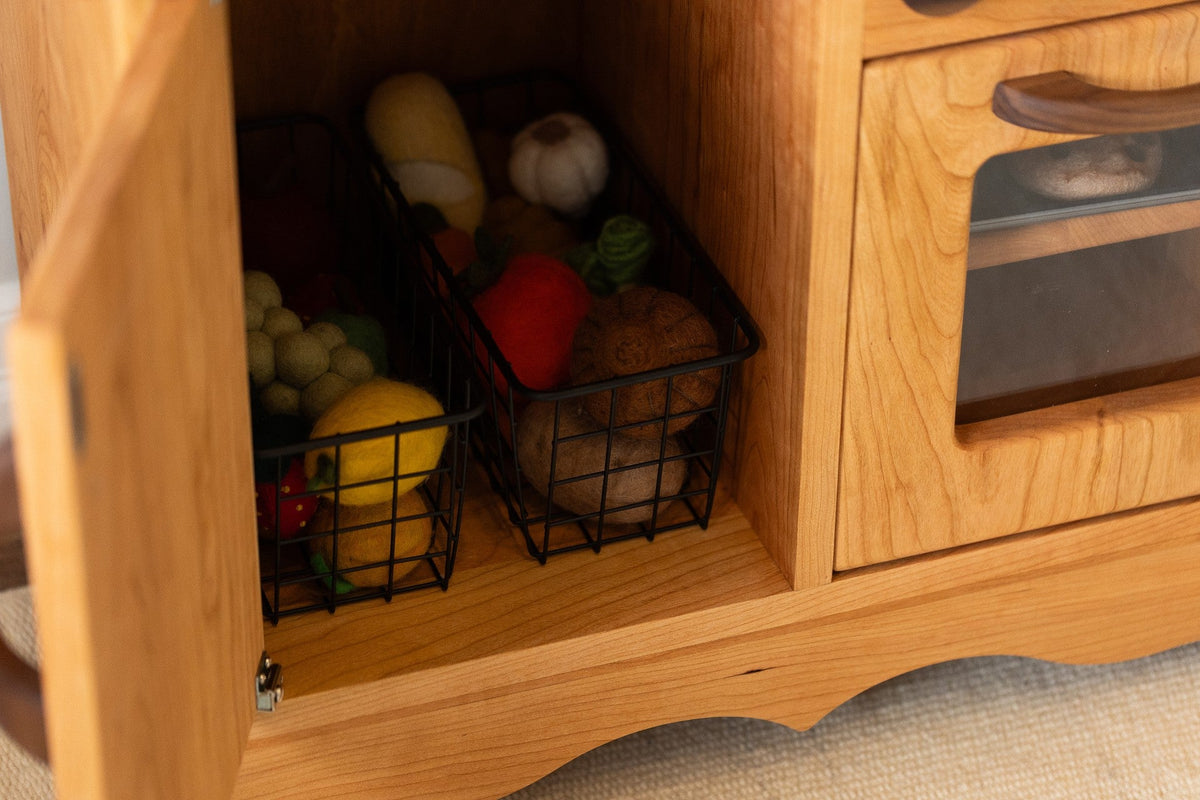 Cuisinette en bois massif de merisier pour jeu symbolique – photo 12