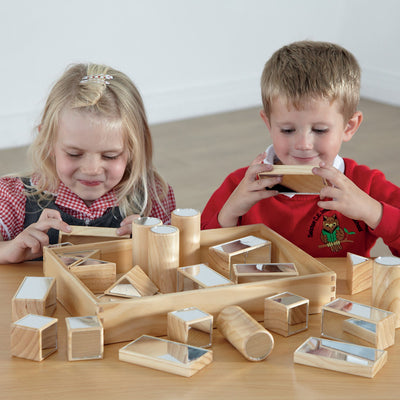 Set of 25 wooden blocks and mirrors