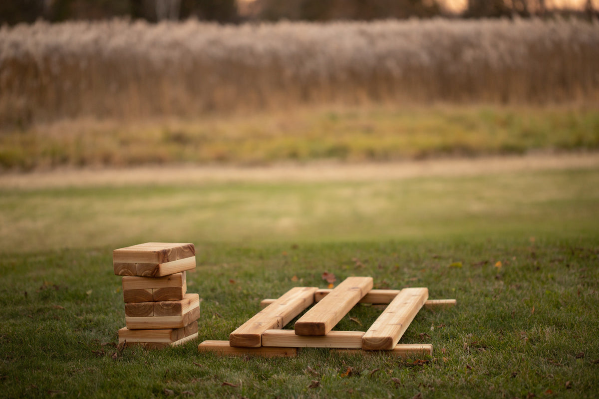 Poutres d'équilibre et pierres de gué extérieures en cèdre Noble Wooden Toys