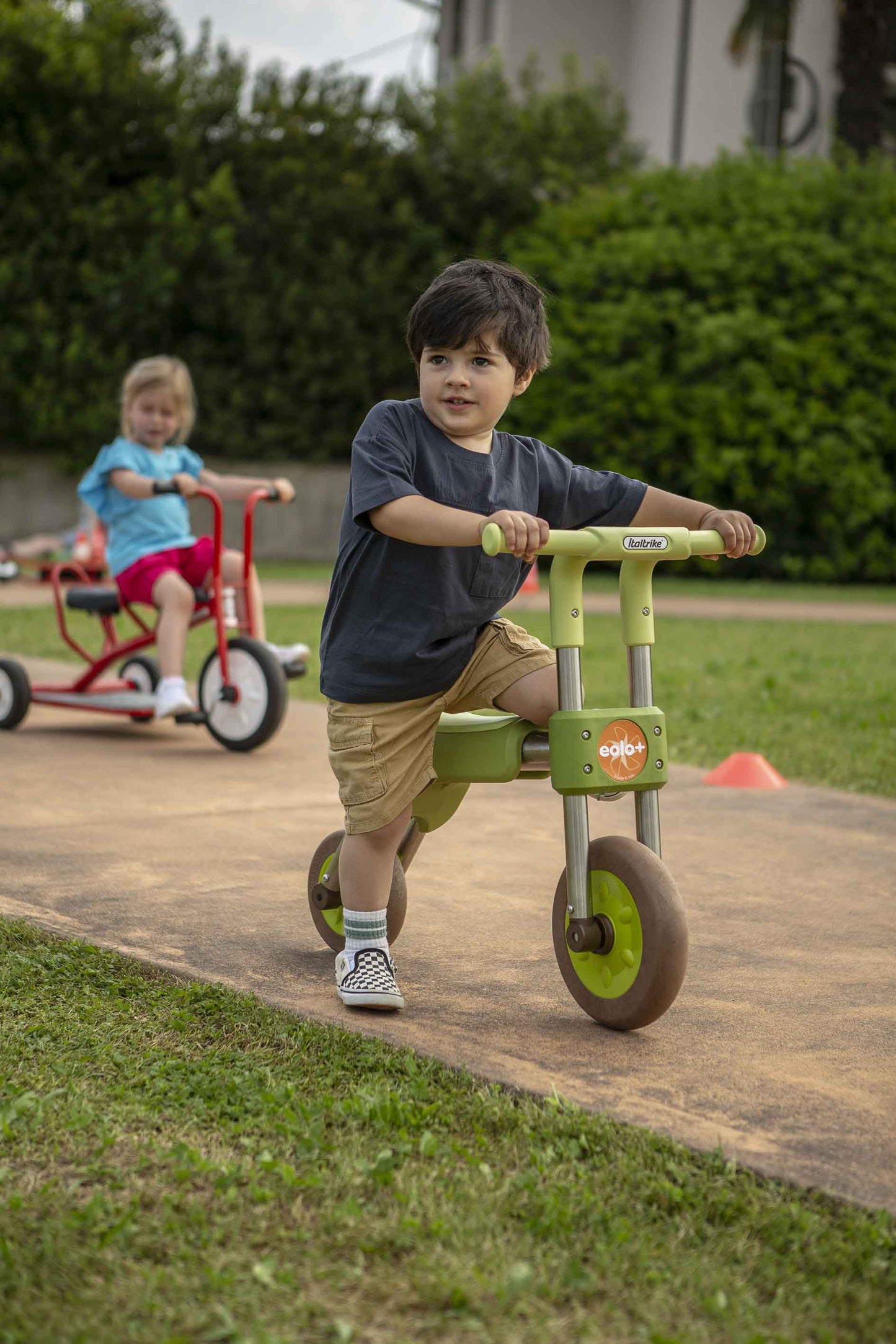 Vélo d'équilibre ITALTRIKE® eolo+ - Petit, Moyen ou Grand