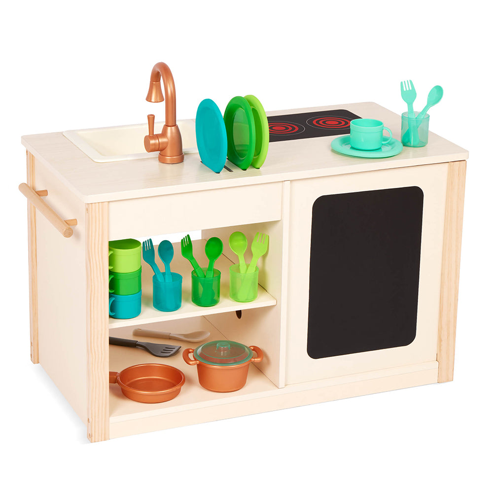 Cuisine en bois avec accessoires