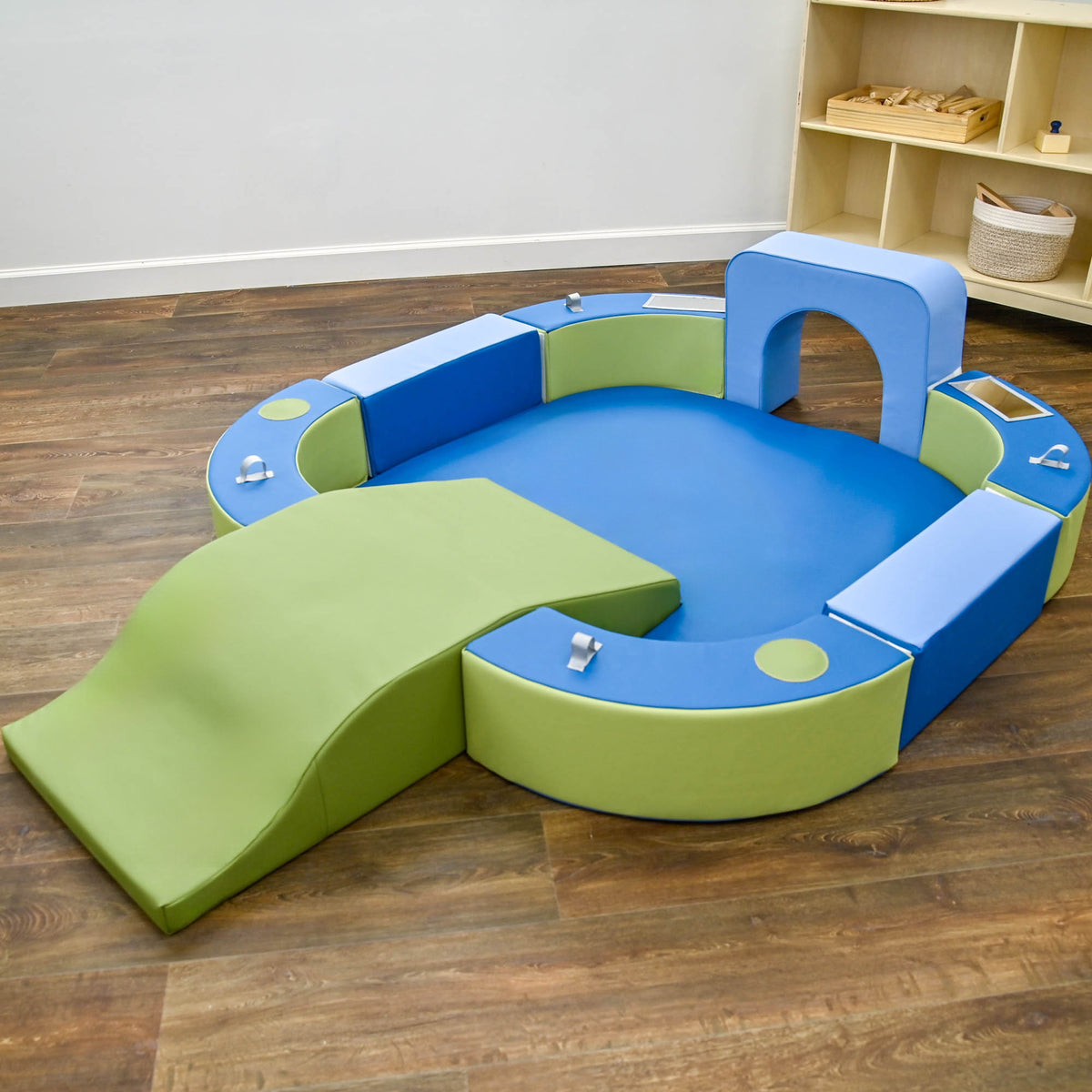 Anneau de jeu avec tunnel et glissade Children's Factory