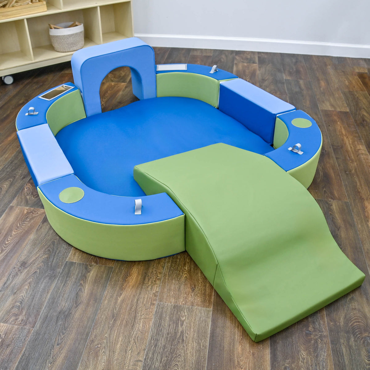 Anneau de jeu avec tunnel et glissade Children's Factory