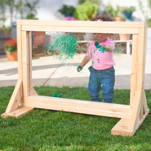 Tableau d'art en plexiglas pour poupons