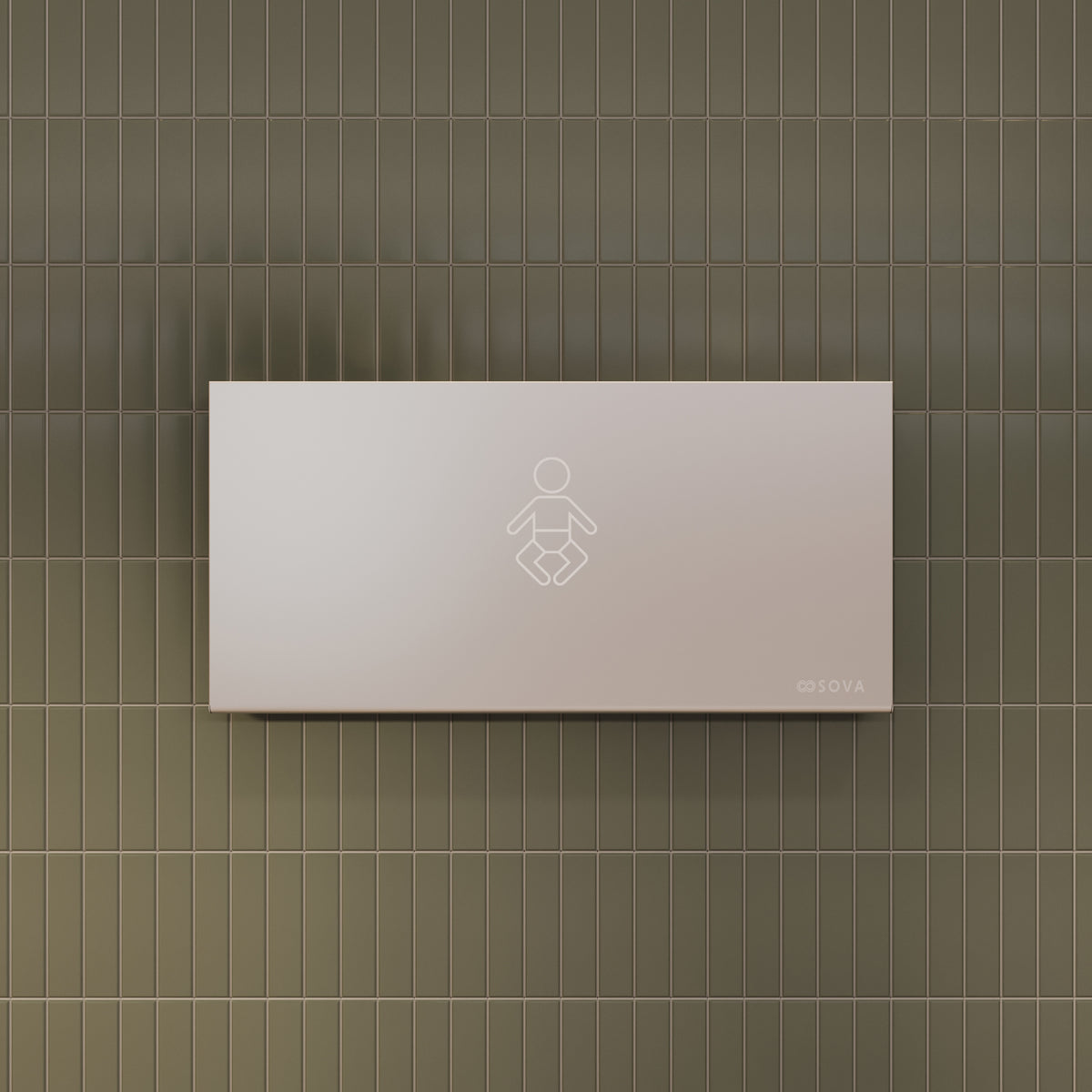 Table à langer murale Aura en inox fermée, installée au mur d'une salle de bain